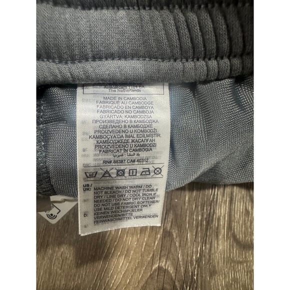 Adidas Mens Essentials 3-Stripes Fleece Tapered Cuff Pants Grey IX0169 Small - Picture 8 of 9